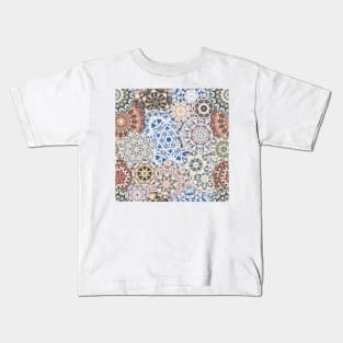 Seamless pattern with floral mandala Kids T-Shirt